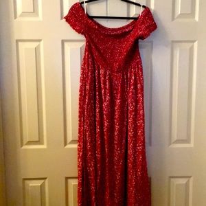 Floral off- shoulder dress.